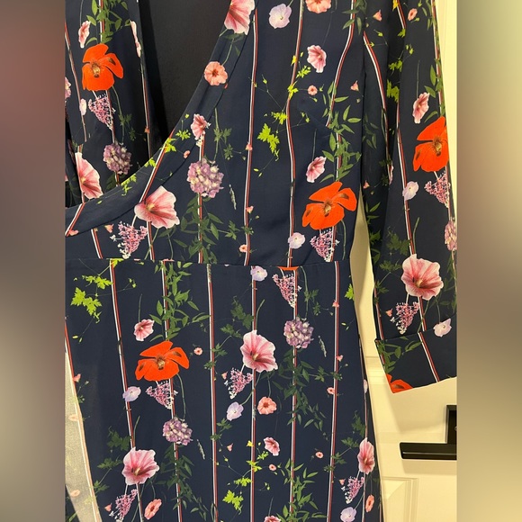 Ted Baker long sleeve floral wrap dress size 0 - Picture 3 of 7